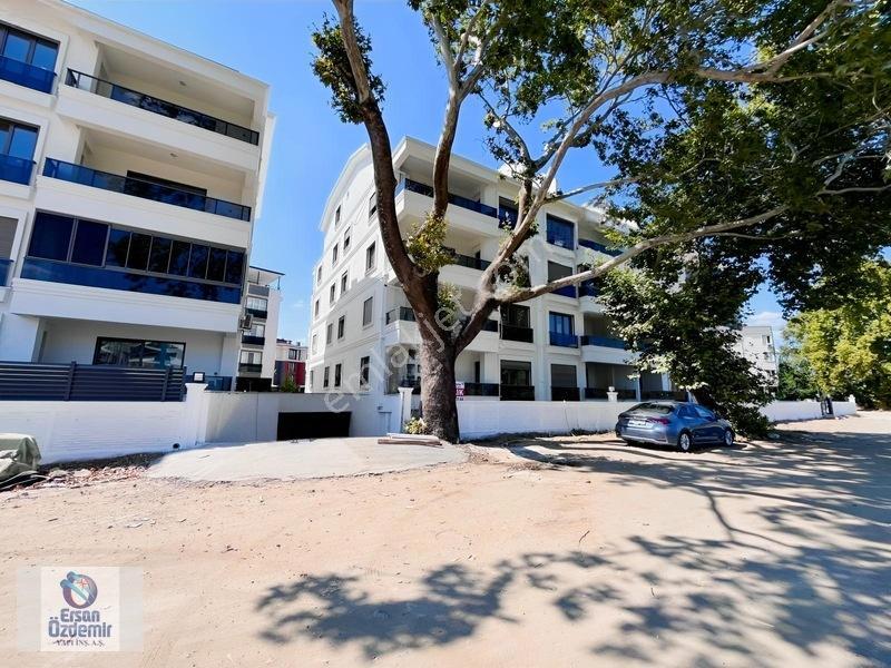 Ersan Özdemirden İkizçayda Kapalı Otoparklı Havuzlu Site İçi 1+1 — fotoğraf 9