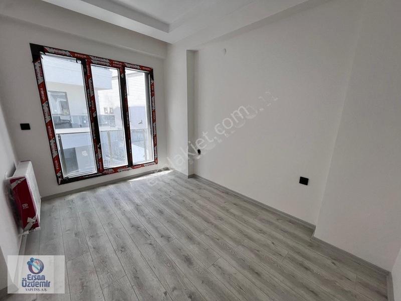 Ersan Özdemirden İkizçayda Kapalı Otoparklı Havuzlu Site İçi 1+1 — fotoğraf 16