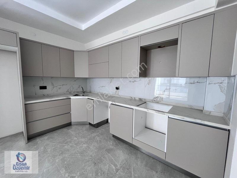 Ersan Özdemirden İkizçayda Kapalı Otoparklı Havuzlu Site İçi 1+1 — fotoğraf 23