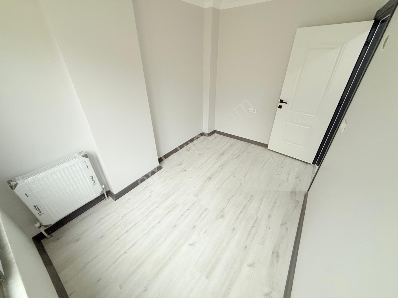 Pusula İnş.tan Cebeci Mah Cadeye Yakın 100m2 4kat Daire — fotoğraf 14
