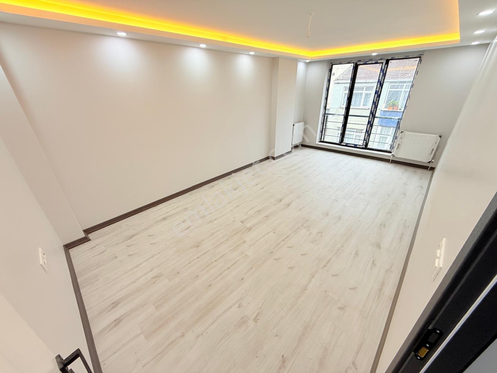 Pusula İnş.tan Cebeci Mah Cadeye Yakın 100m2 4kat Daire — fotoğraf 18