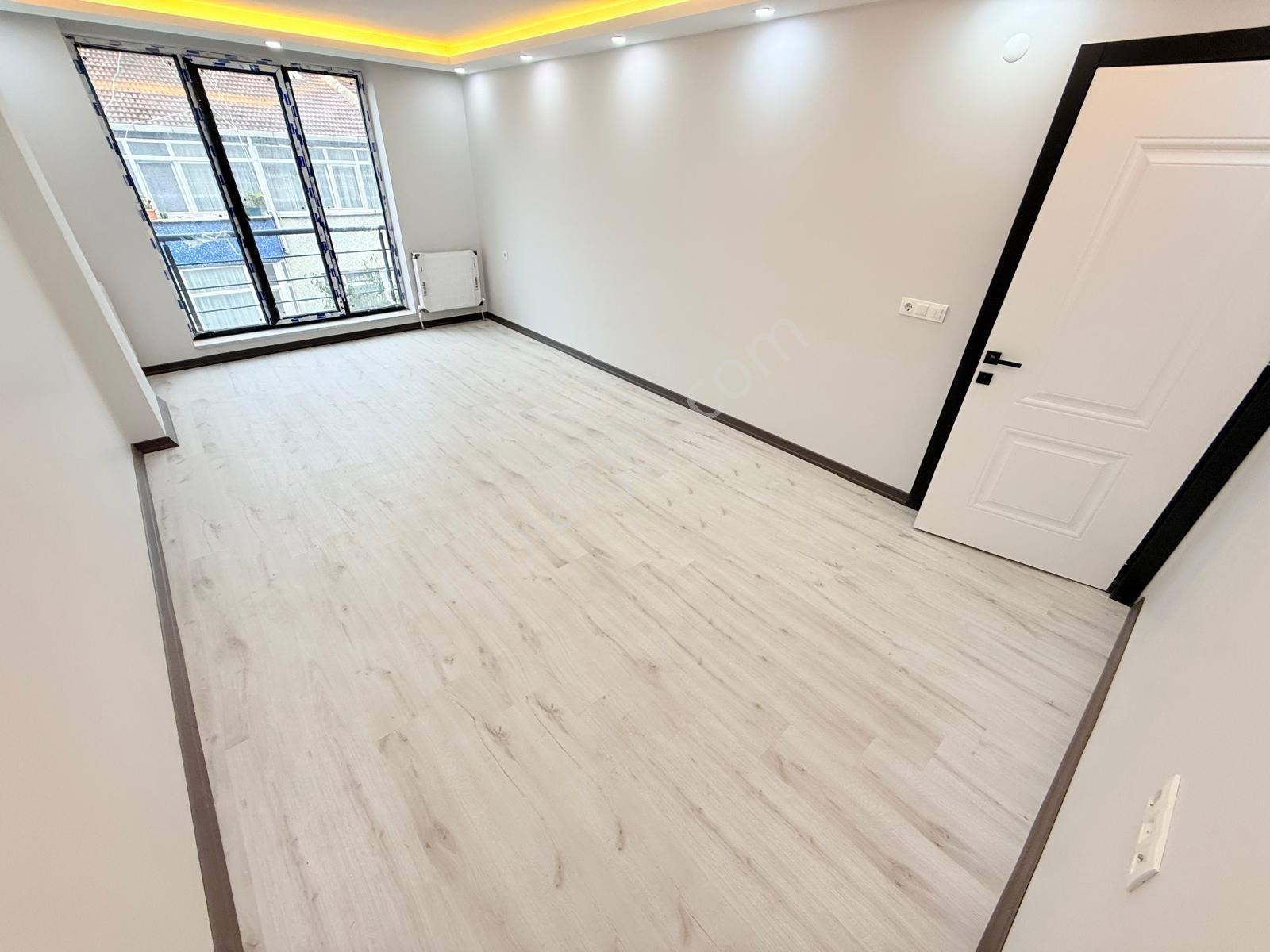 Pusula İnş.tan Cebeci Mah Cadeye Yakın 100m2 4kat Daire — fotoğraf 19