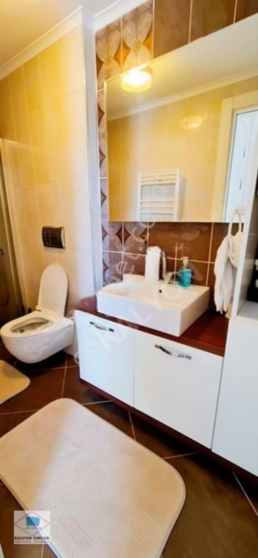 Çeşme Sakarya'da Kalyon'dan Isıtmalı Havuzlu 5+2 Lüks Villa — fotoğraf 12