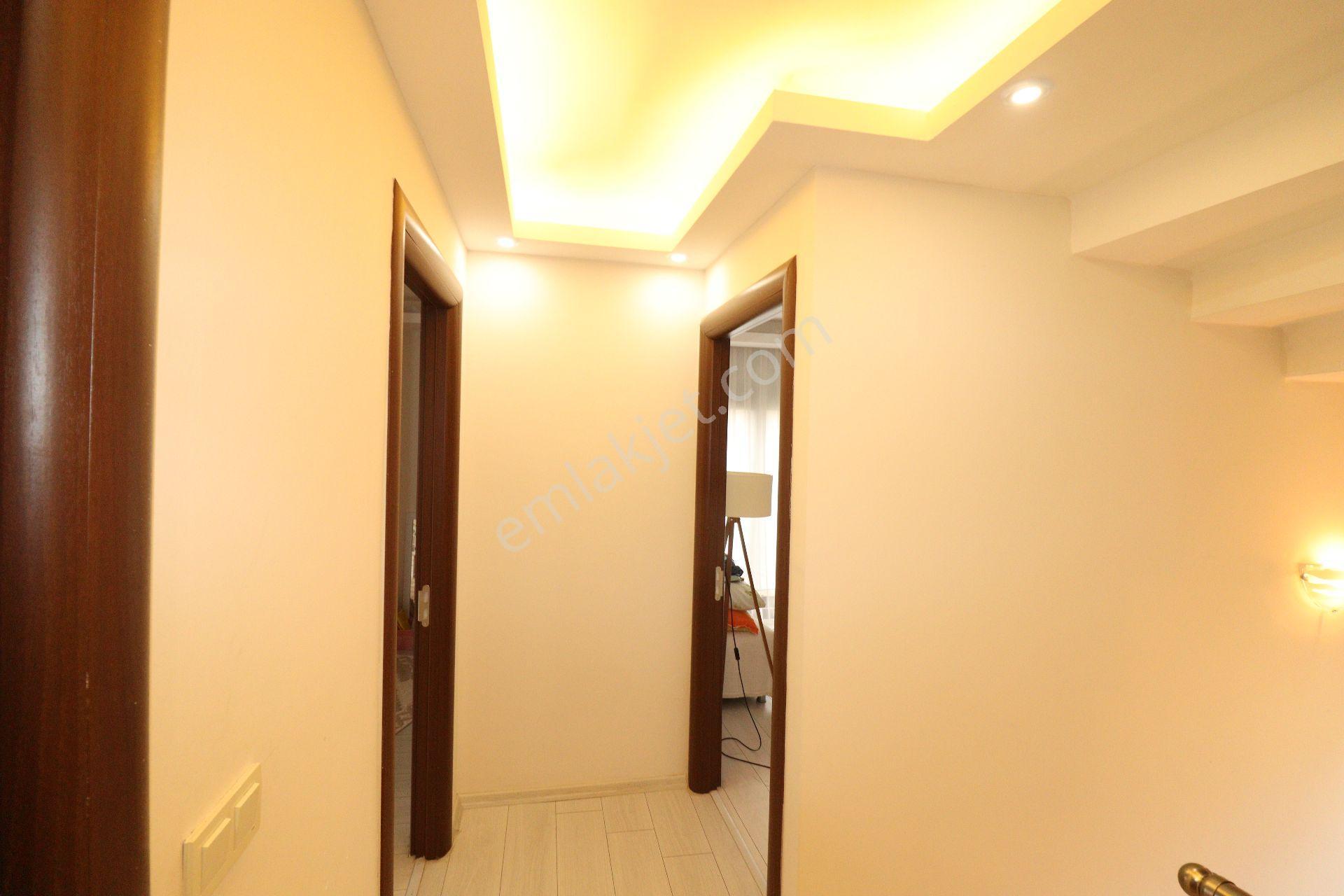 Seferihisar Mersin Alanı Mh. Deniz Manzaralı Bahçeli Satılık 3+1 Villa — fotoğraf 18