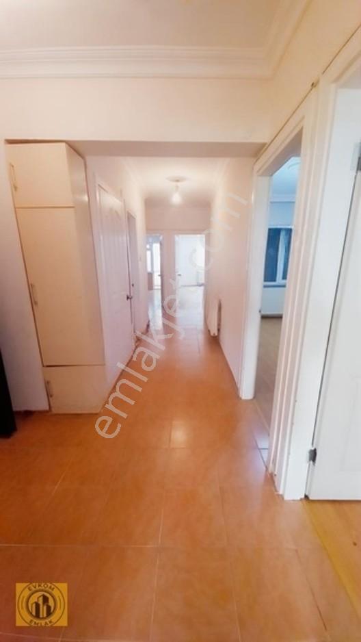 Evkom Emlak Tan Şeyhsinan Mah De 3+1 İskanlı Daire — fotoğraf 4