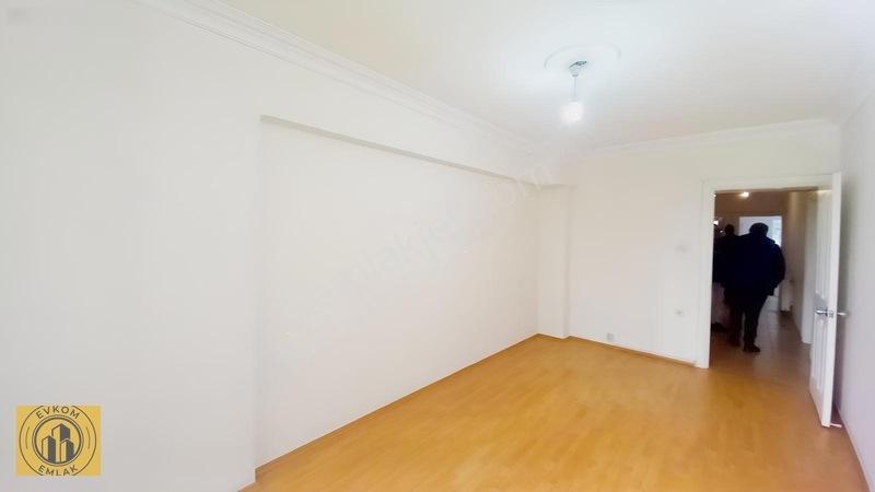 Evkom Emlak Tan Şeyhsinan Mah De 3+1 İskanlı Daire — fotoğraf 6