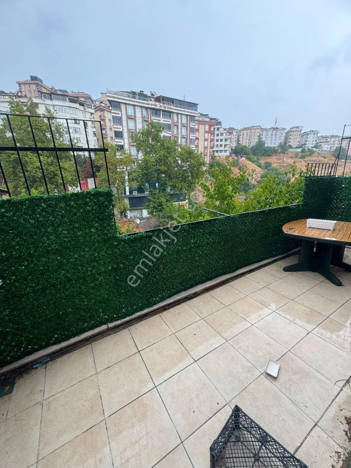 Masrafsız Daire Eyüpsultan Yeni Mahallede 2+1/85m2/bahçe Katı Satılık Daire