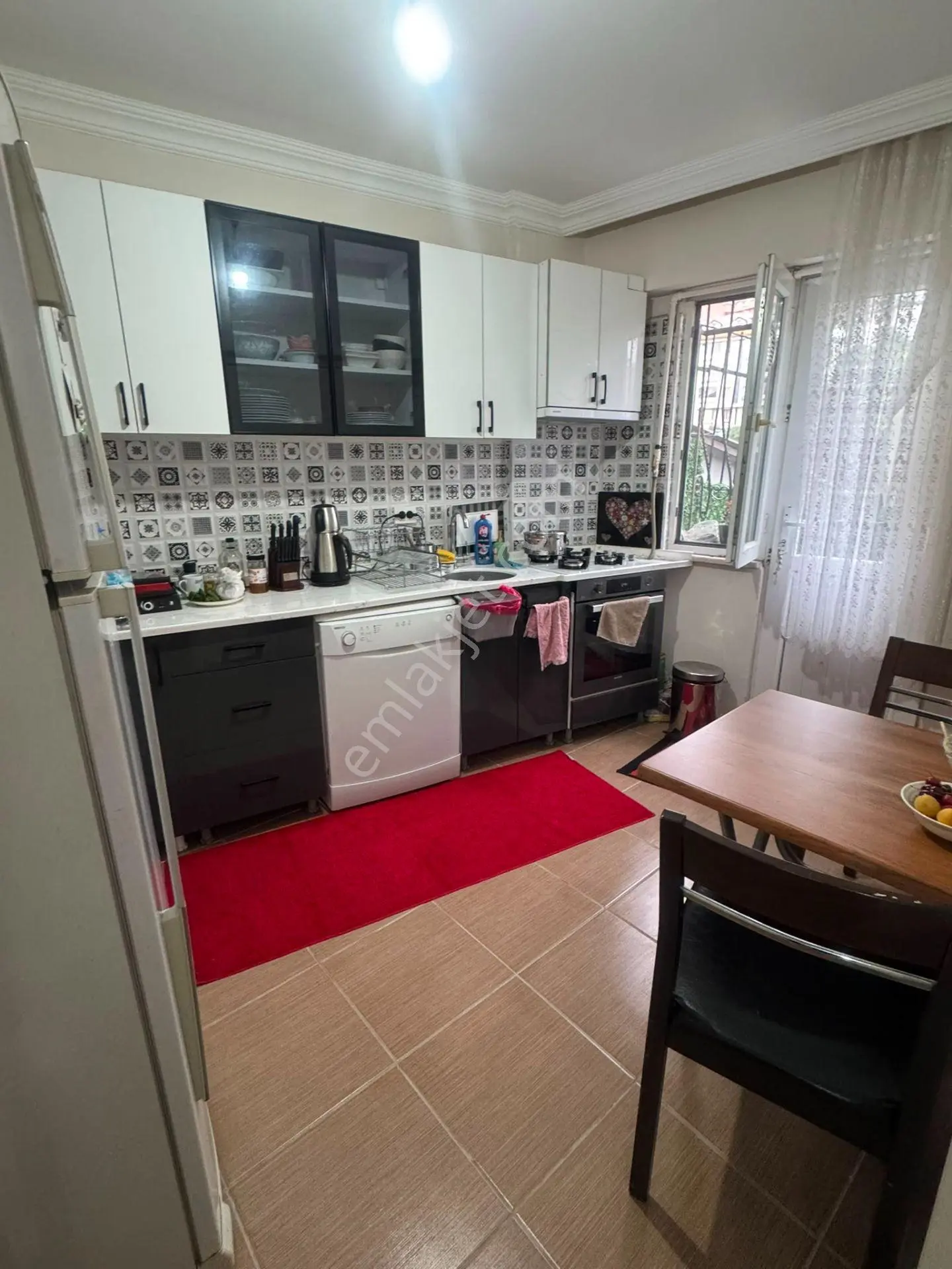 Masrafsız Daire Eyüpsultan Yeni Mahallede 2+1/85m2/bahçe Katı Satılık Daire — fotoğraf 4