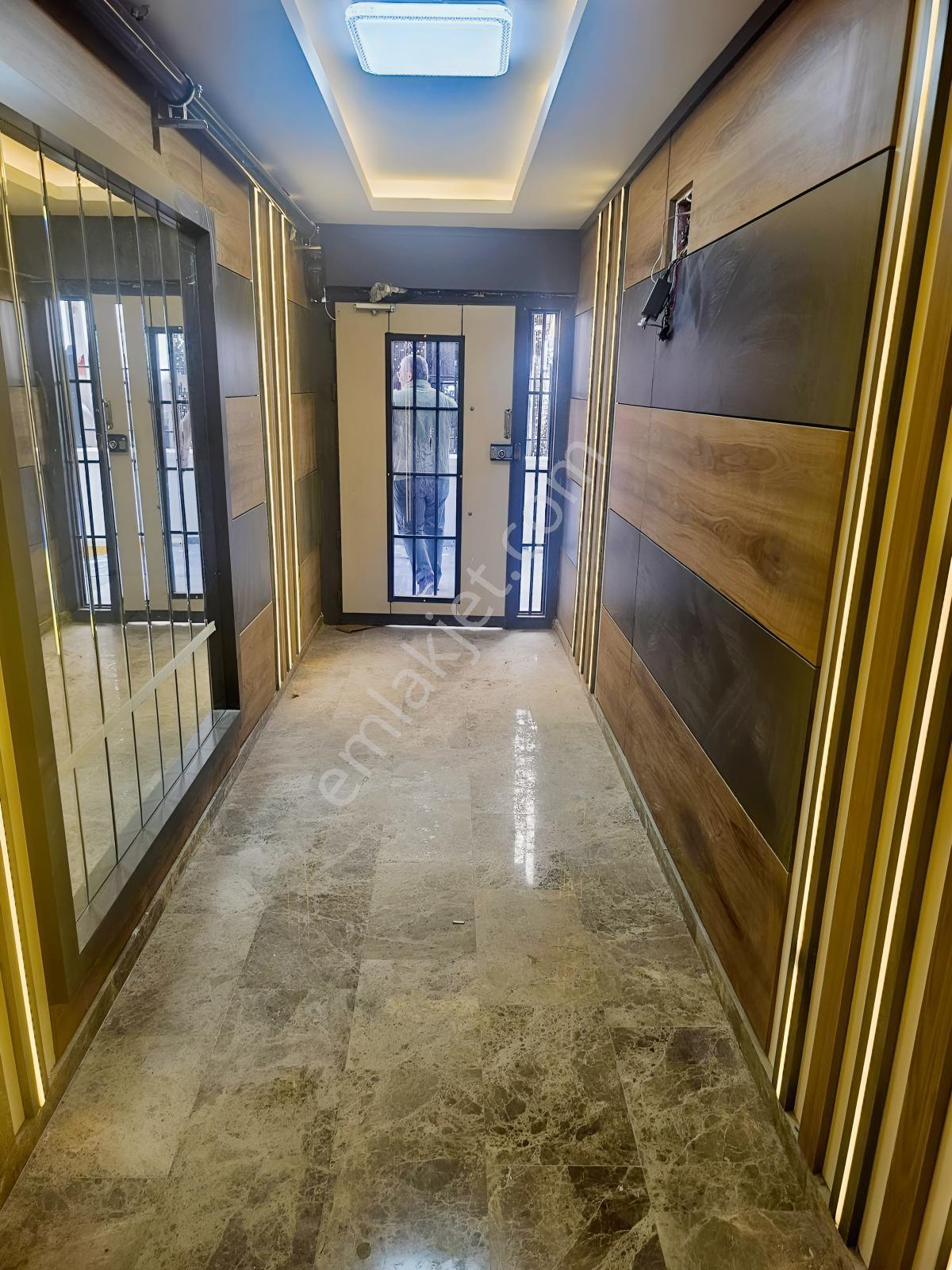 Emekte 2+1 Sıfır Bina 1. Kat Metro Yakını — fotoğraf 5