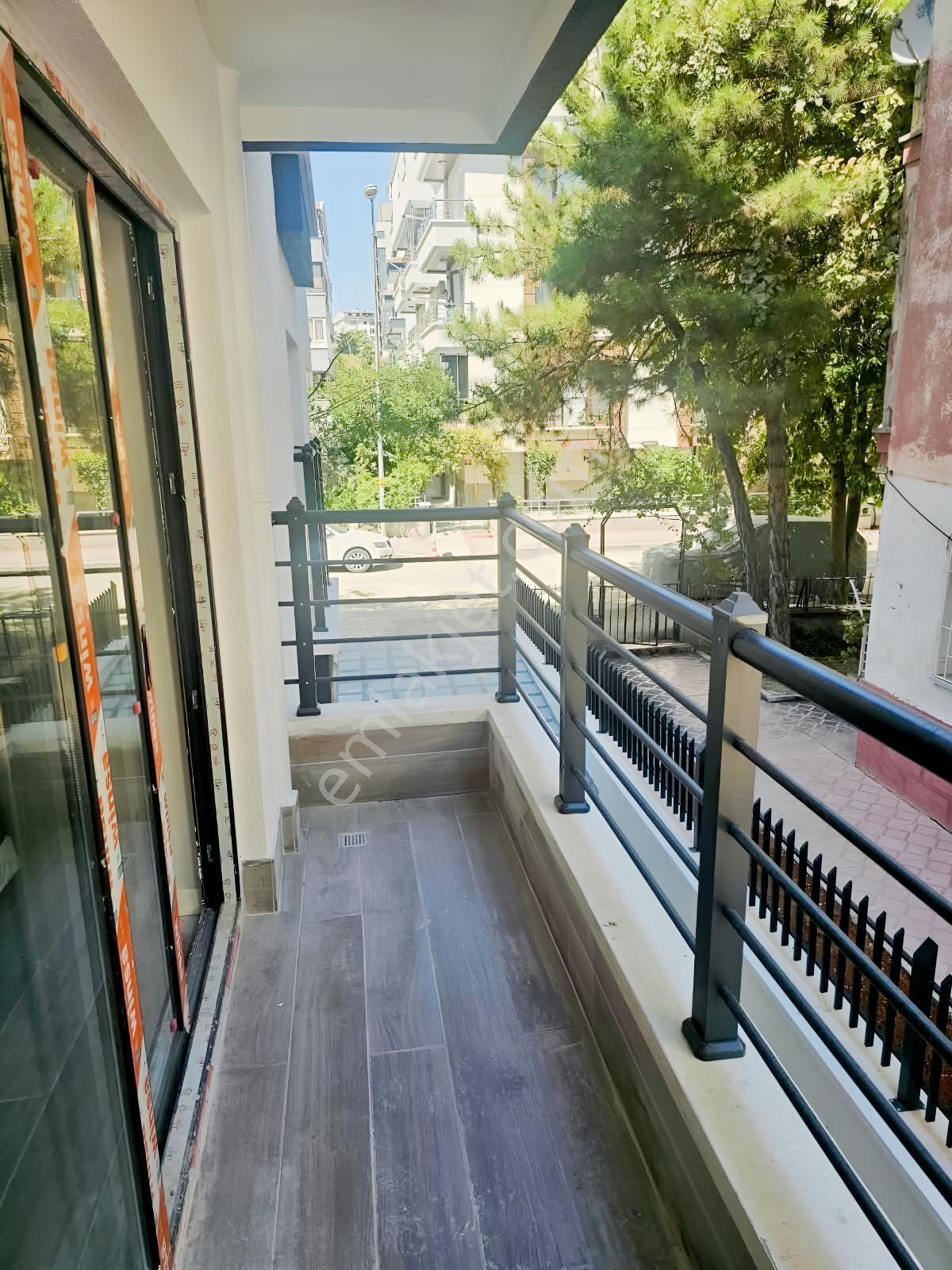 Emekte 2+1 Sıfır Bina 1. Kat Metro Yakını — fotoğraf 21