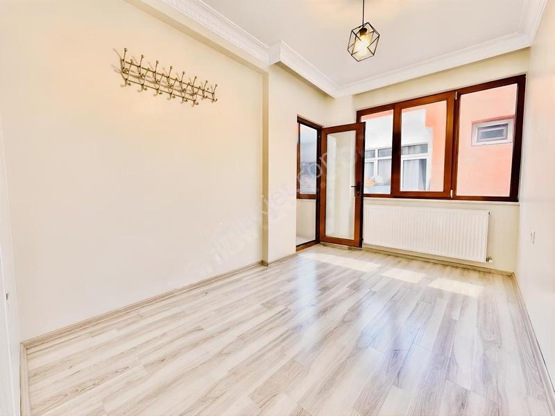 Satılık Tek Daire Üzeri Net 100m2 Emsalsiz Temizlikte Fırsat — fotoğraf 4