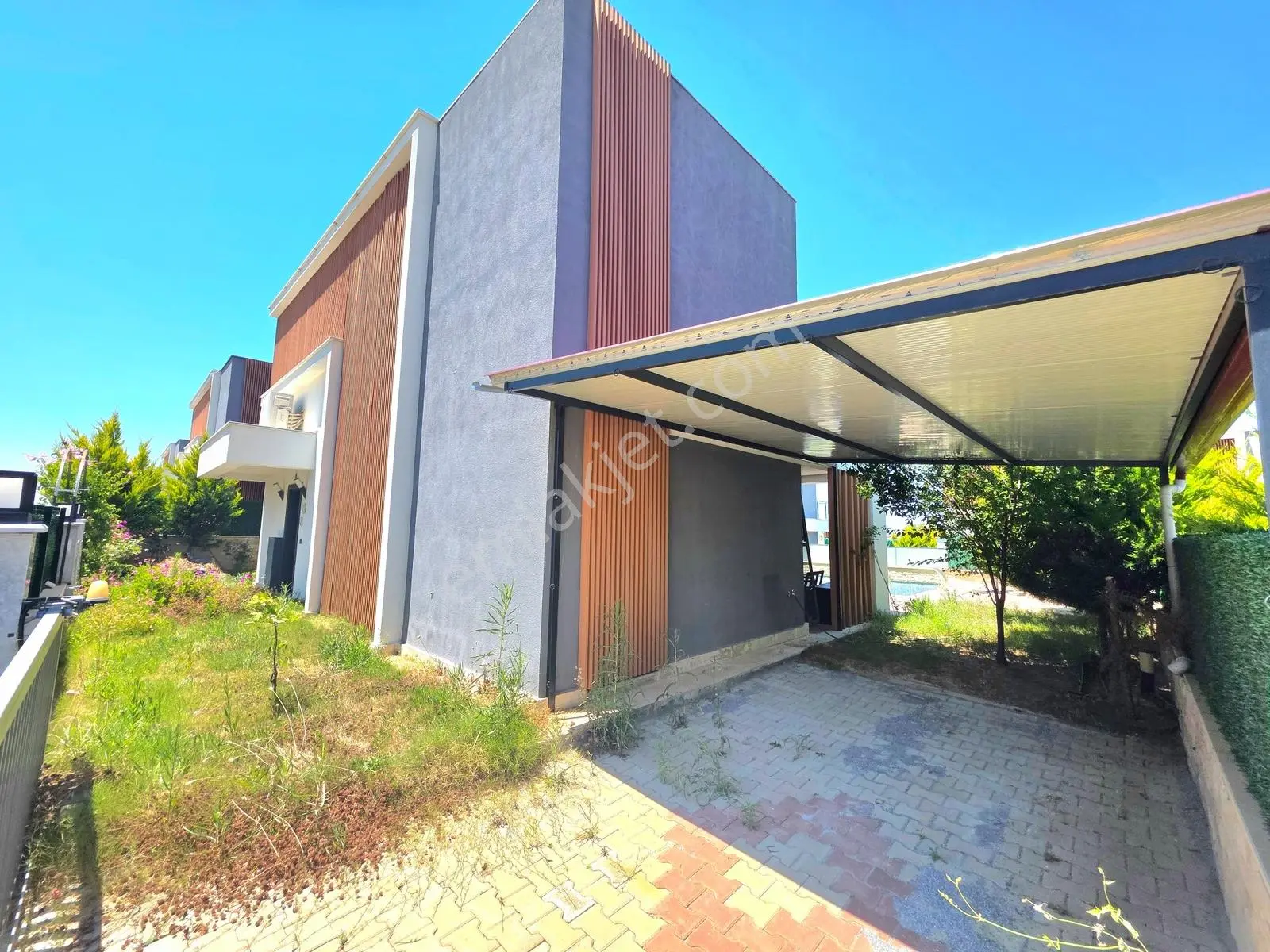 Kuşadası Merkezde Müstakil Özel Havuzlu Satılık Villa — fotoğraf 5