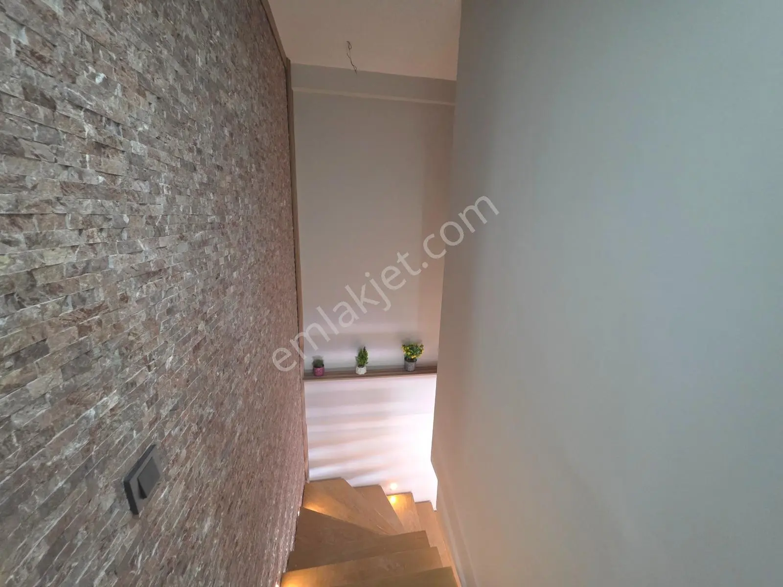 Kuşadası Merkezde Müstakil Özel Havuzlu Satılık Villa — fotoğraf 6