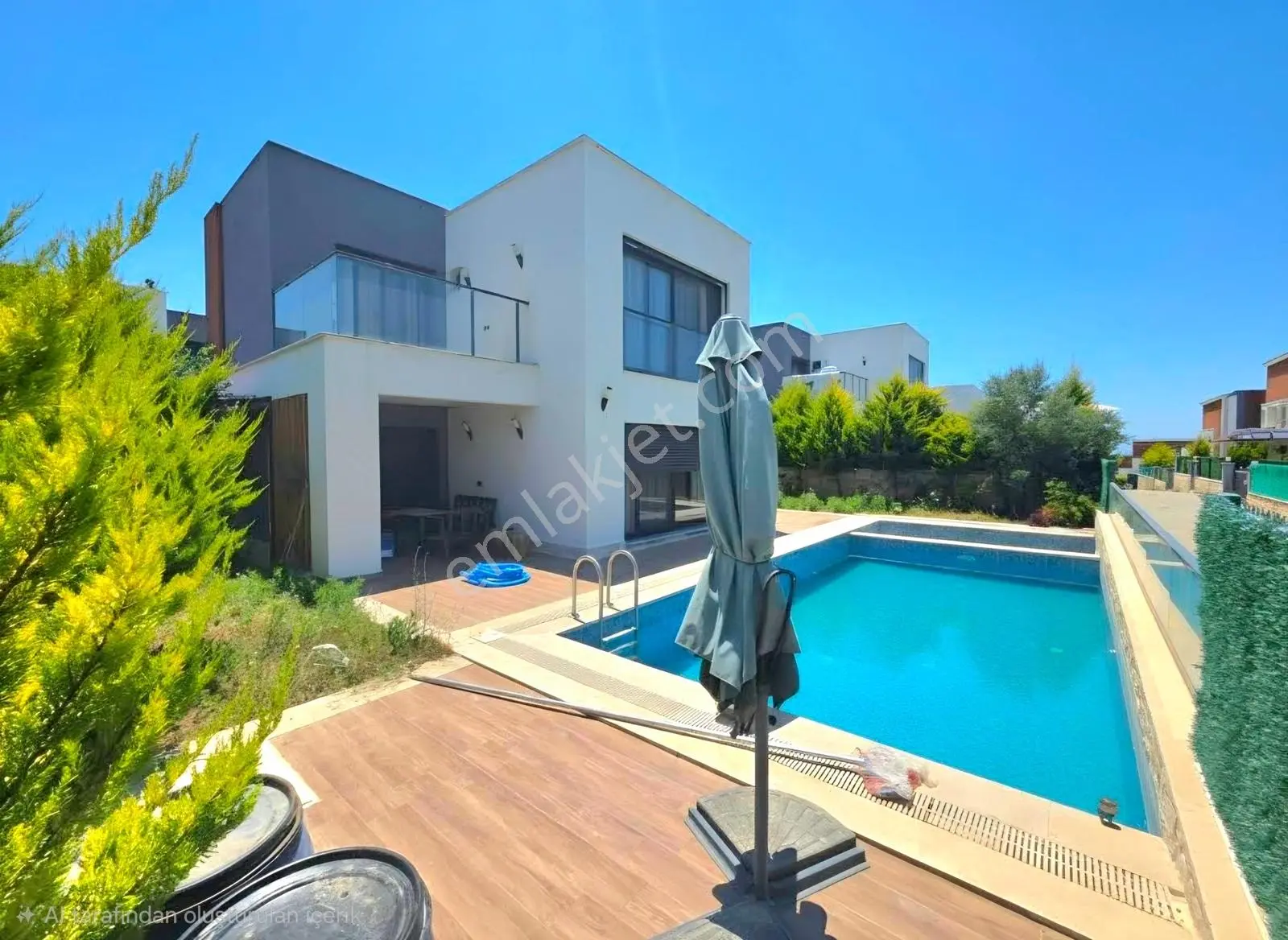Kuşadası Merkezde Müstakil Özel Havuzlu Satılık Villa — fotoğraf 11