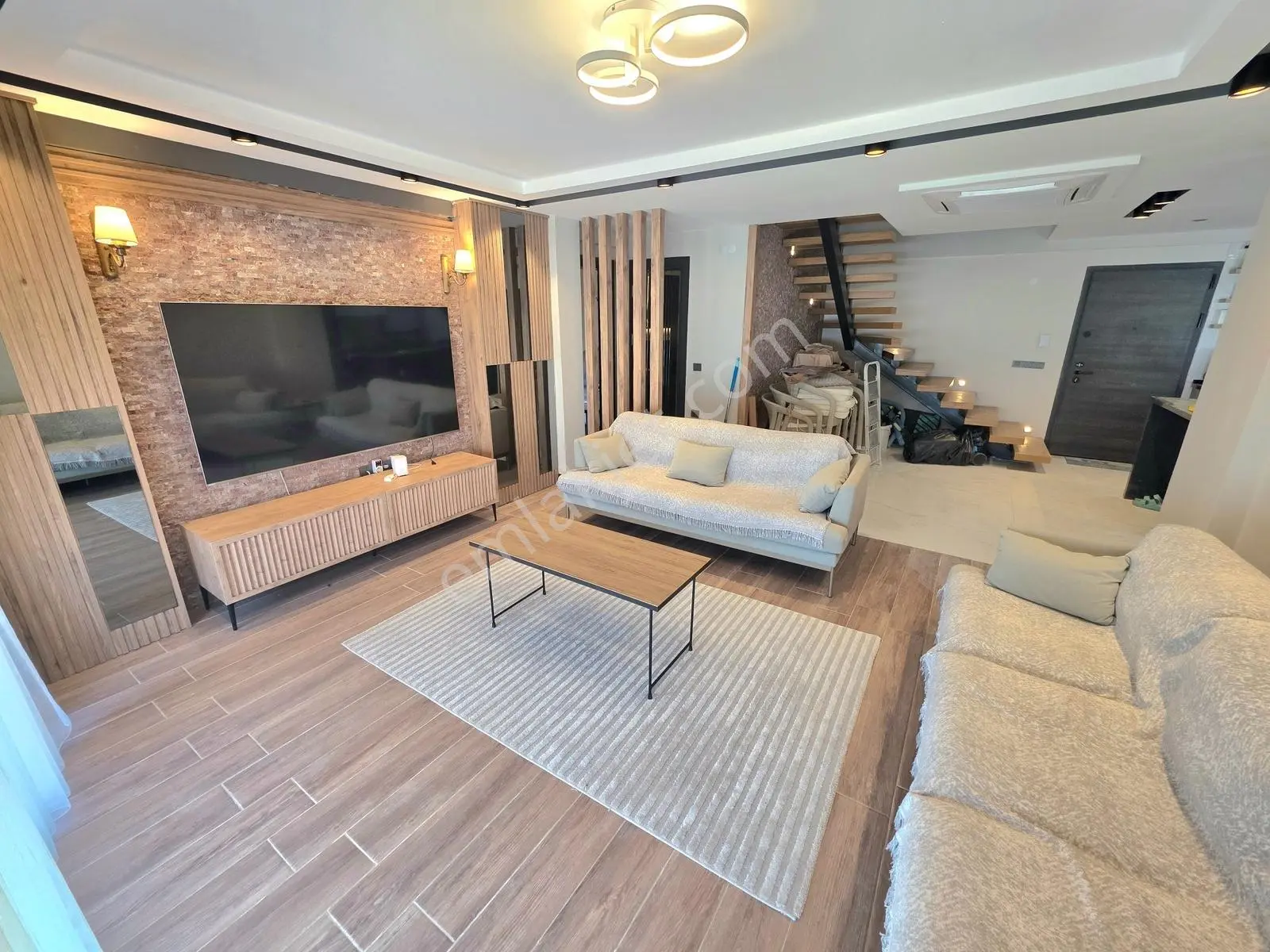 Kuşadası Merkezde Müstakil Özel Havuzlu Satılık Villa — fotoğraf 12