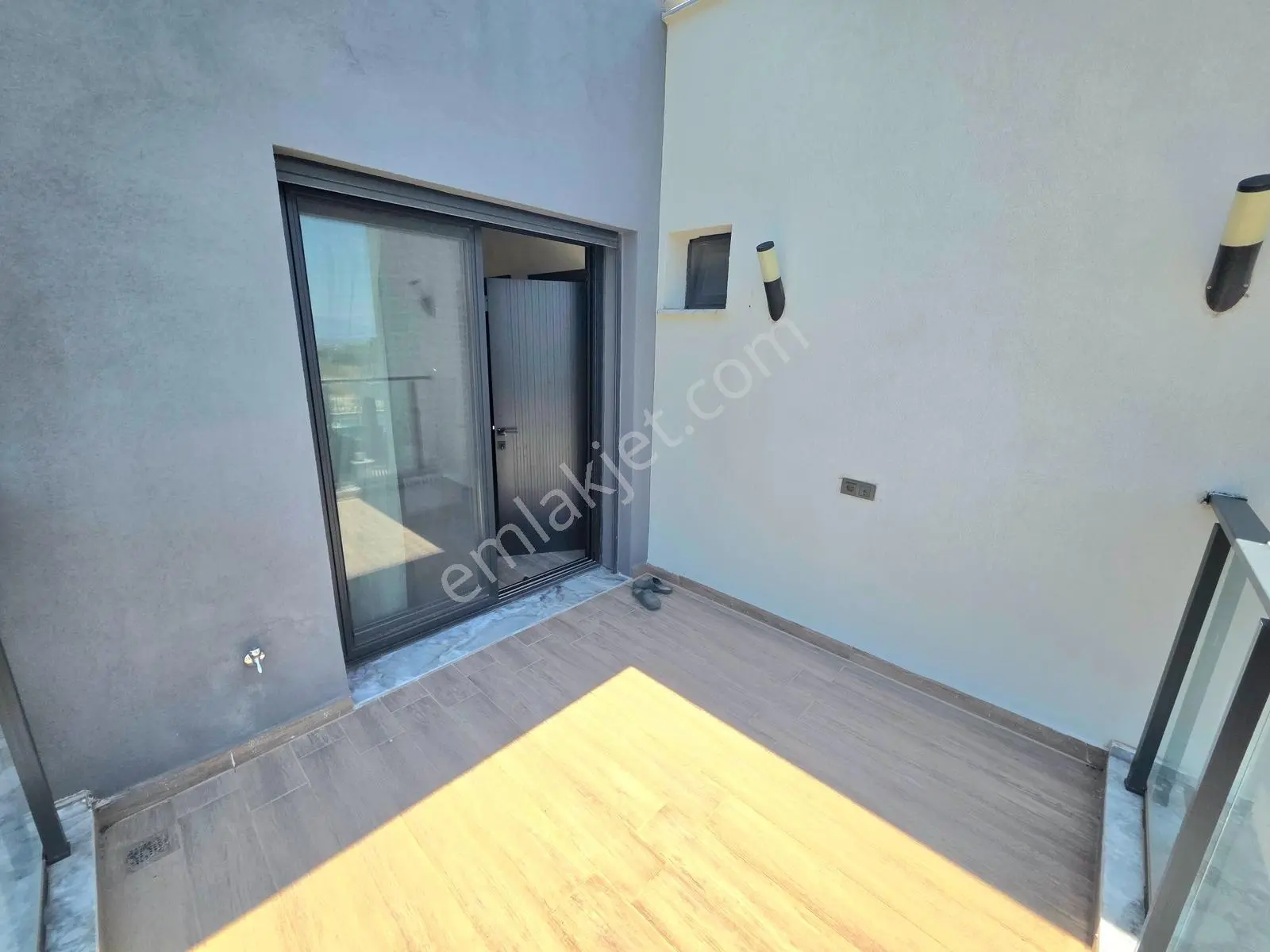 Kuşadası Merkezde Müstakil Özel Havuzlu Satılık Villa — fotoğraf 20