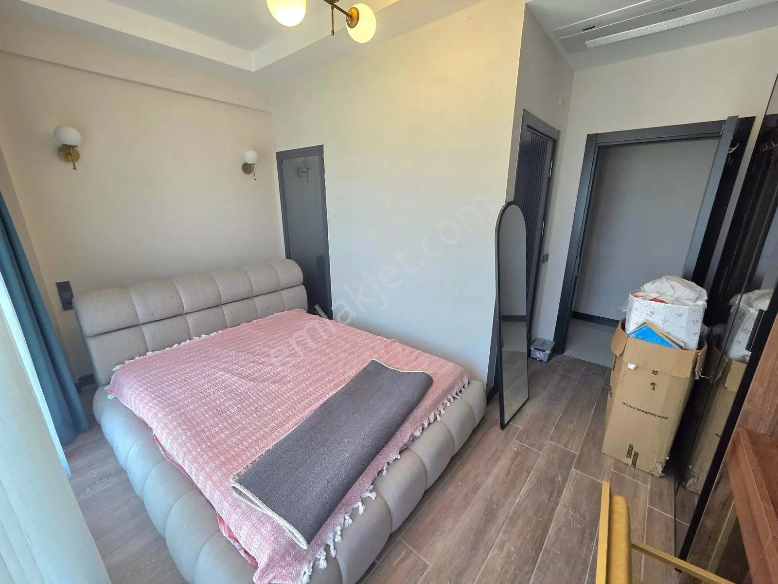 Kuşadası Merkezde Müstakil Özel Havuzlu Satılık Villa — fotoğraf 26