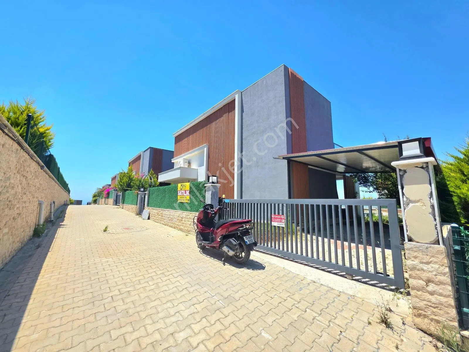Kuşadası Merkezde Müstakil Özel Havuzlu Satılık Villa — fotoğraf 34