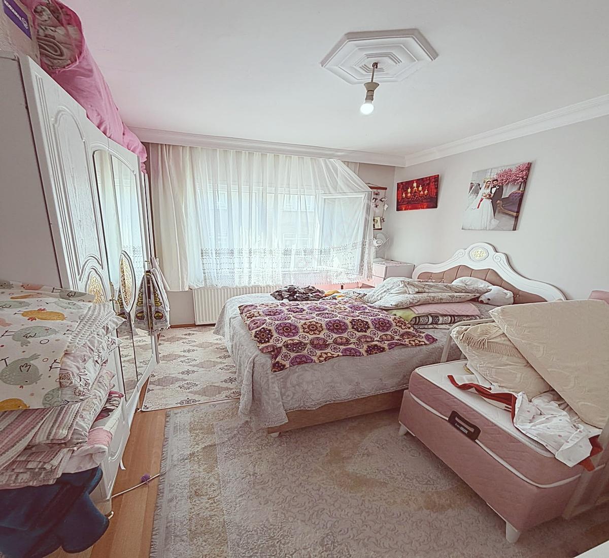 Kıraç Yürüyüş Yolu İçerisinde 2+1 90m² Köşe Başı Merkezi Konum — fotoğraf 5
