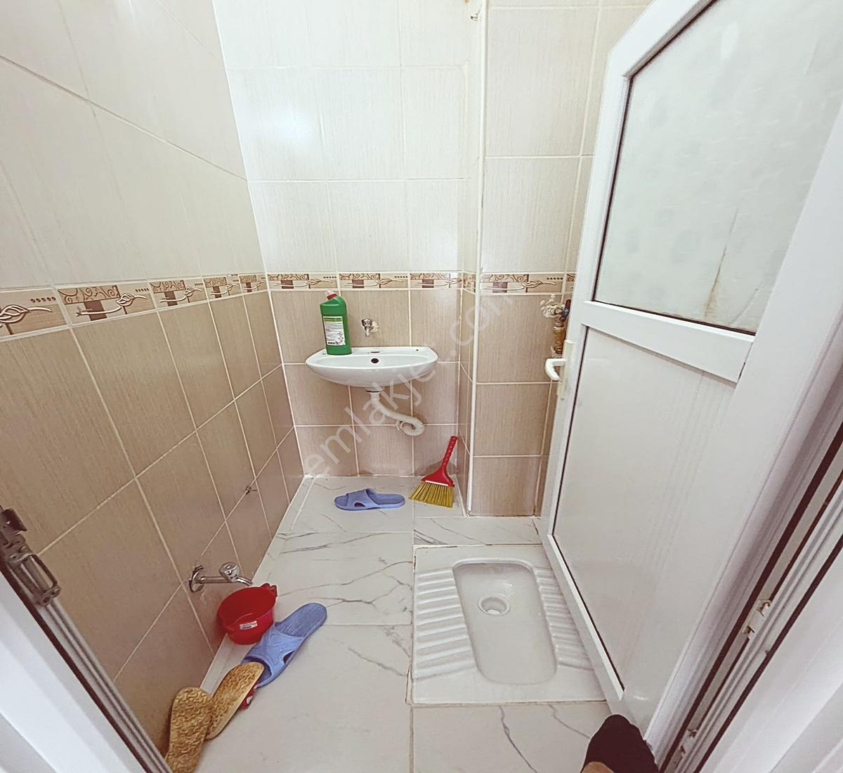 Kıraç Yürüyüş Yolu İçerisinde 2+1 90m² Köşe Başı Merkezi Konum — fotoğraf 10