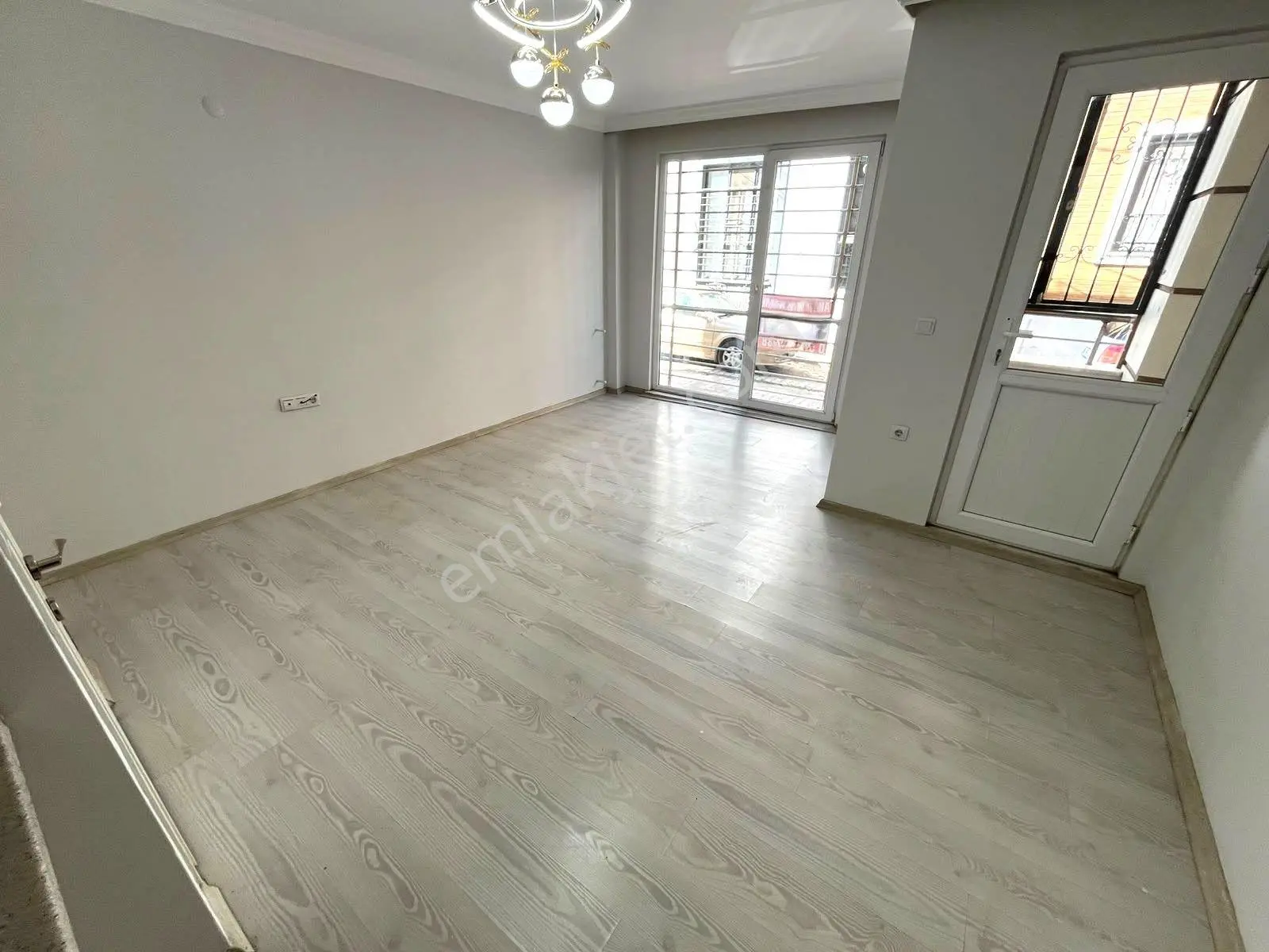 Gümüş'den Akçay'da Ön Cephe 8 Yaşında Masrafsız Fırsat 2+1 Daire — fotoğraf 2