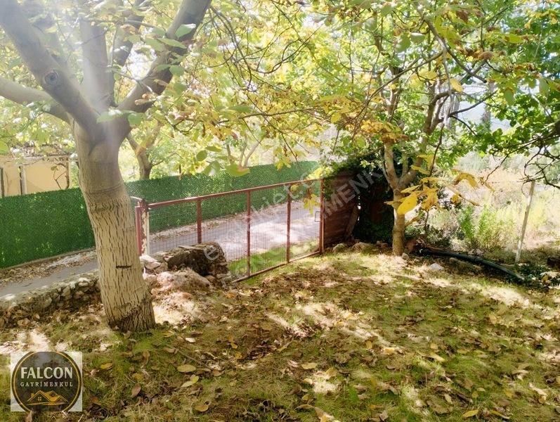 Falcon Dan Nif De Köyiçi İmarlı 640m² — fotoğraf 2