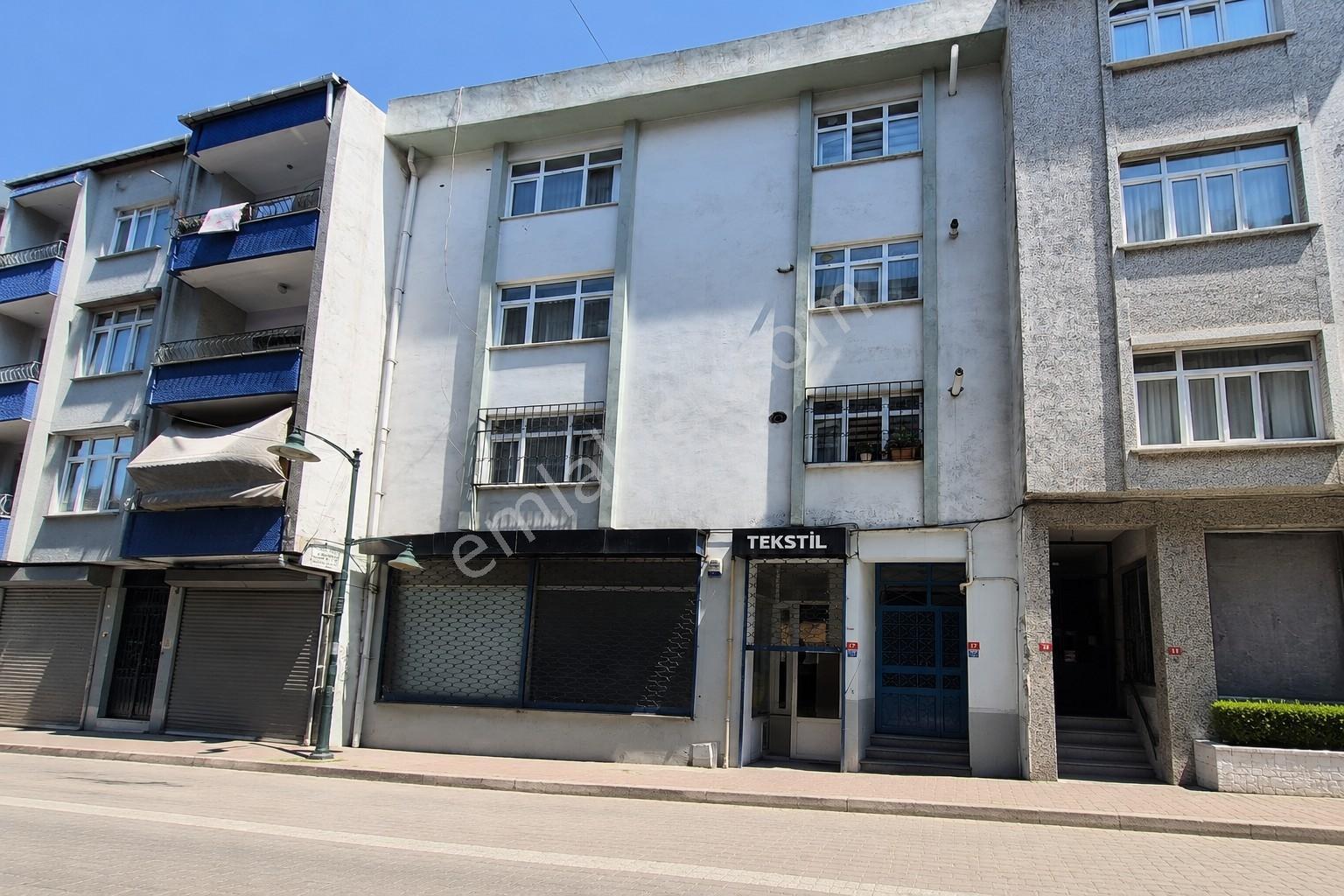 Zeytinburnu Beştelsiz Mah. 'De Komple Satılık Bina