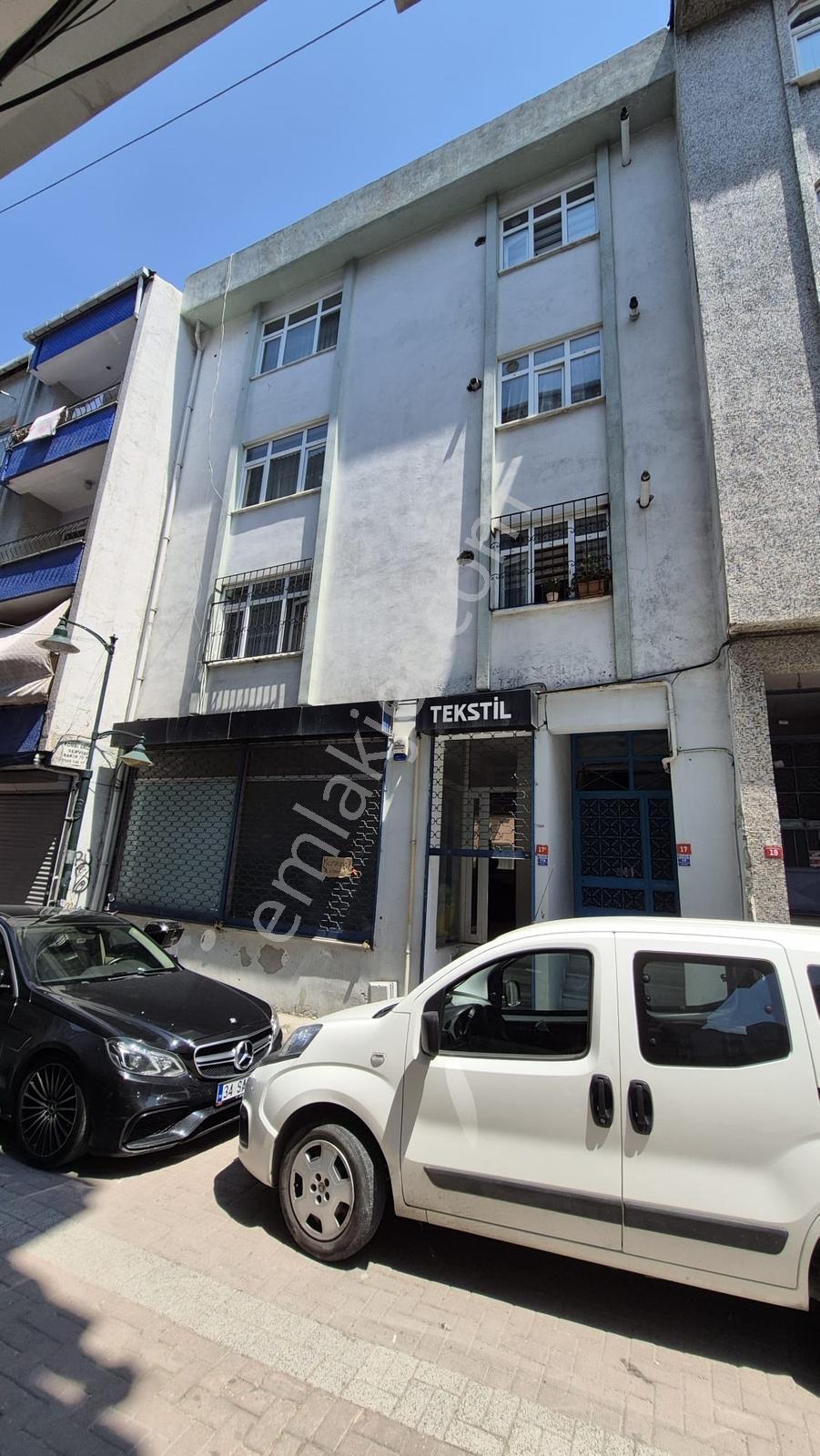 Zeytinburnu Beştelsiz Mah. 'de Komple Satılık Bina — fotoğraf 2