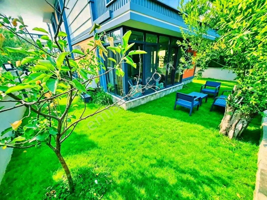 Uytundan Zeytinlide Kazdağlarının Eteğinde Isı Pompalı 4+1 Villa — fotoğraf 2