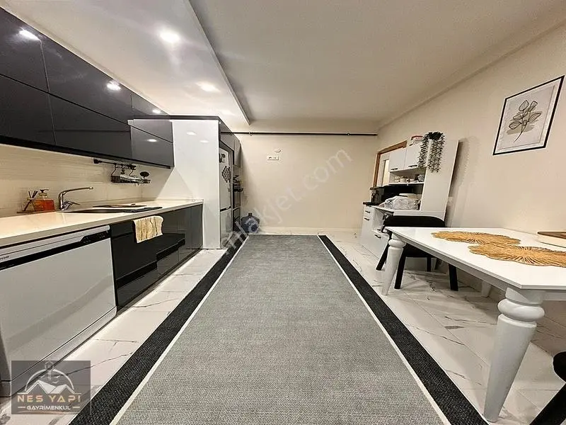 Nes Yapı'dan Metrobüse Yürüme 3+1 Dev M2 İskanlı Satılık Daire!! — fotoğraf 8