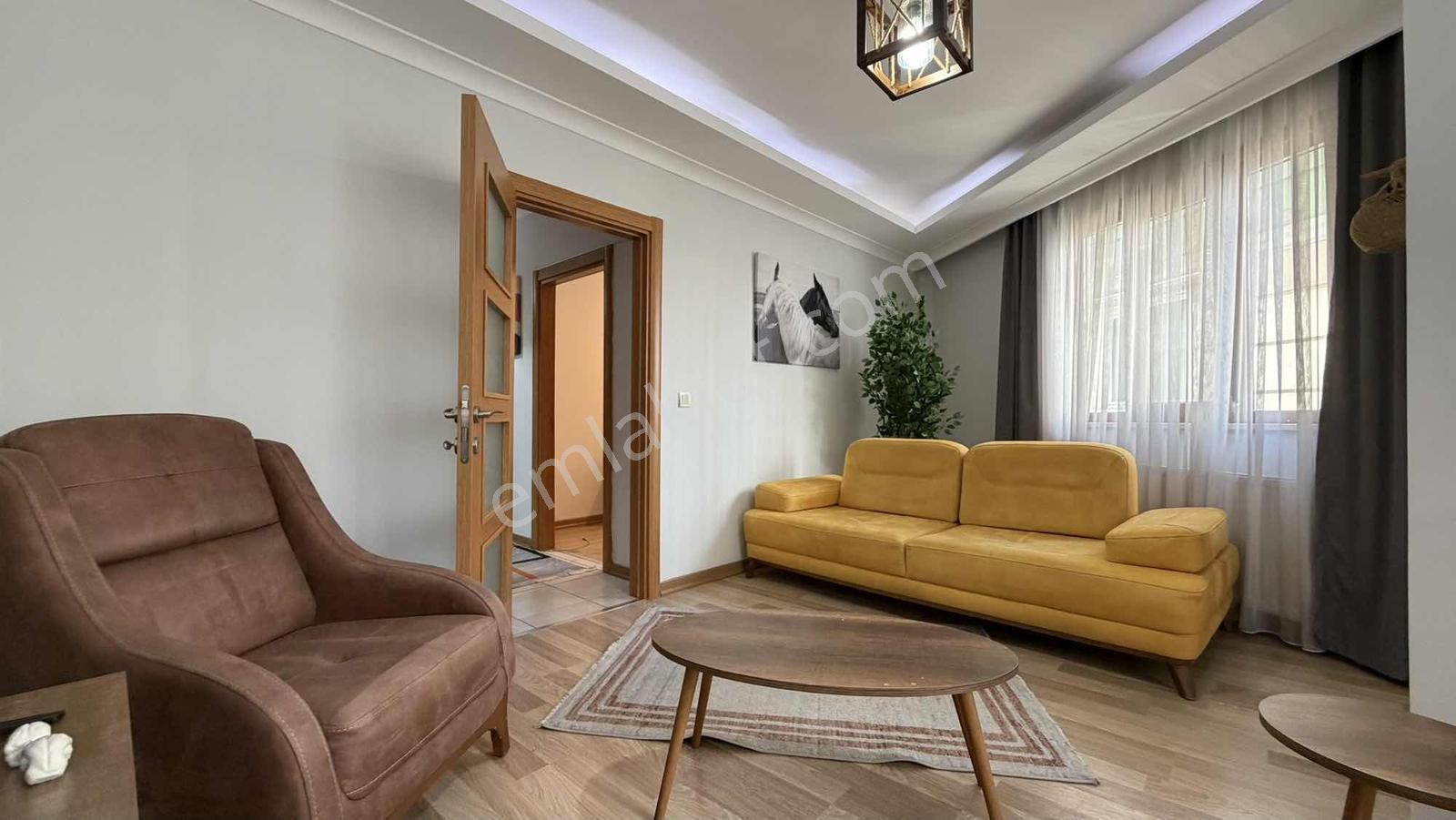 İlka'dan Sıra Evler Sitesi'nde Ara Kat Ayrı Mutfak Boş Fırsat — fotoğraf 2