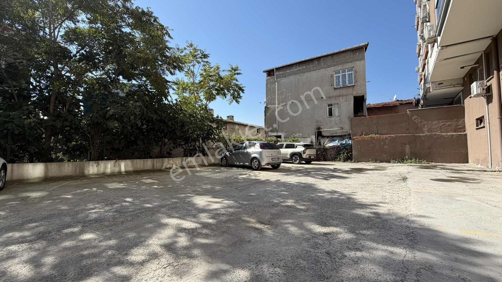 İlka'dan Sıra Evler Sitesi'nde Ara Kat Ayrı Mutfak Boş Fırsat — fotoğraf 30