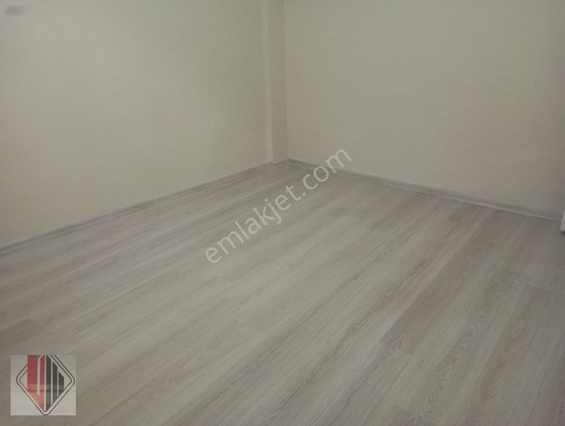 Bağcılar Fevzicakmak Mh. 80 M2 / 2+1 Satılık Bahce Kat — fotoğraf 5