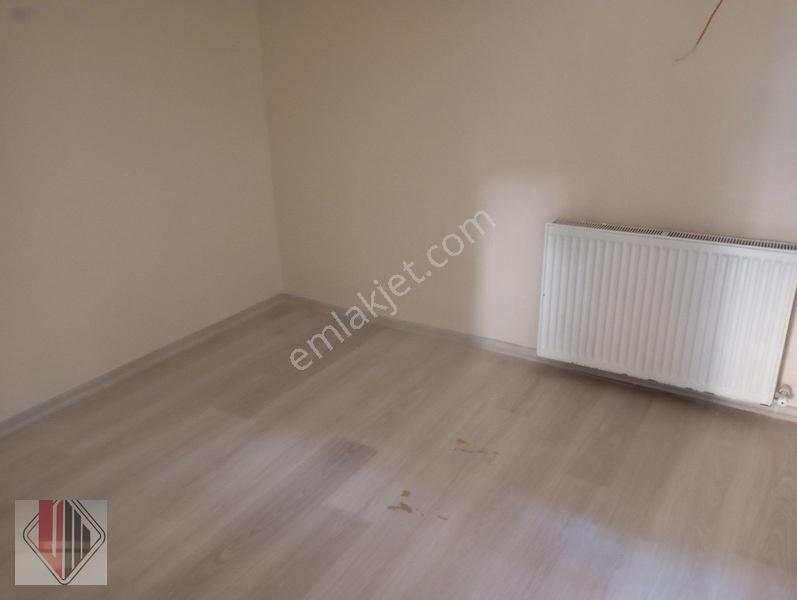 Bağcılar Fevzicakmak Mh. 80 M2 / 2+1 Satılık Bahce Kat — fotoğraf 6