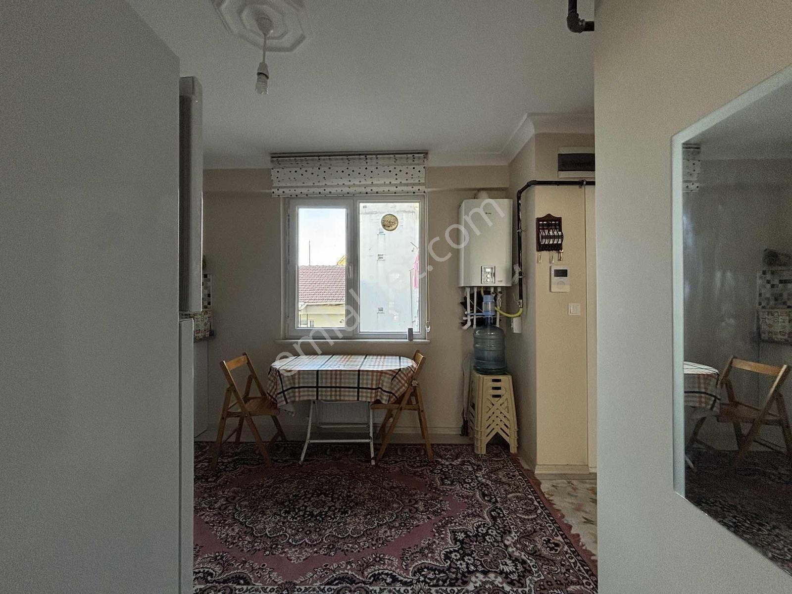 Eker'den Dilek Caddesi Yakını Geniş Eşyalı 2+0 Satılık Daire — fotoğraf 16