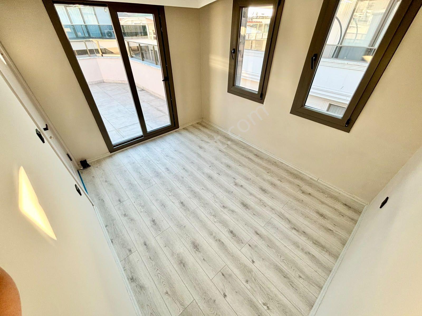 ꧁ay Emlaktan꧂akçay'da Full Kredili Kapalı Otoparklı Satılık 3+1 Geniş Teraslı Lüks Dubleks Daire — fotoğraf 25