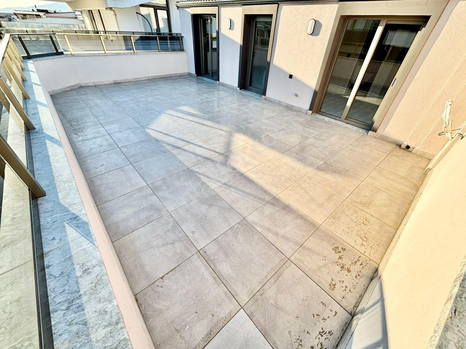 ꧁ay Emlaktan꧂akçay'da Full Kredili Kapalı Otoparklı Satılık 3+1 Geniş Teraslı Lüks Dubleks Daire — fotoğraf 35