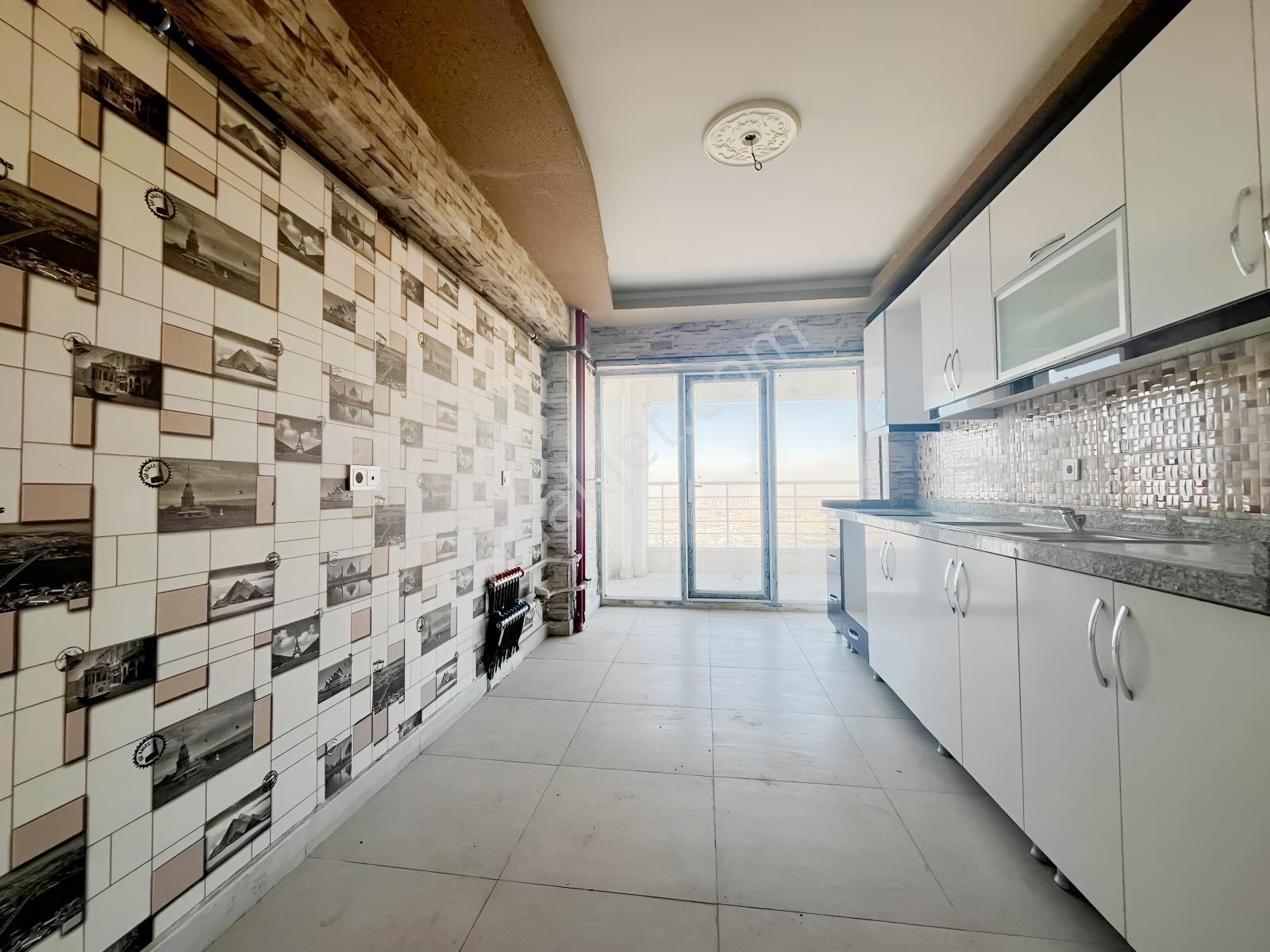 Çiğdemtepe Mah Hiç Oturulmamış Arakat Manzaralı 3+1 Site Dairesi — fotoğraf 9