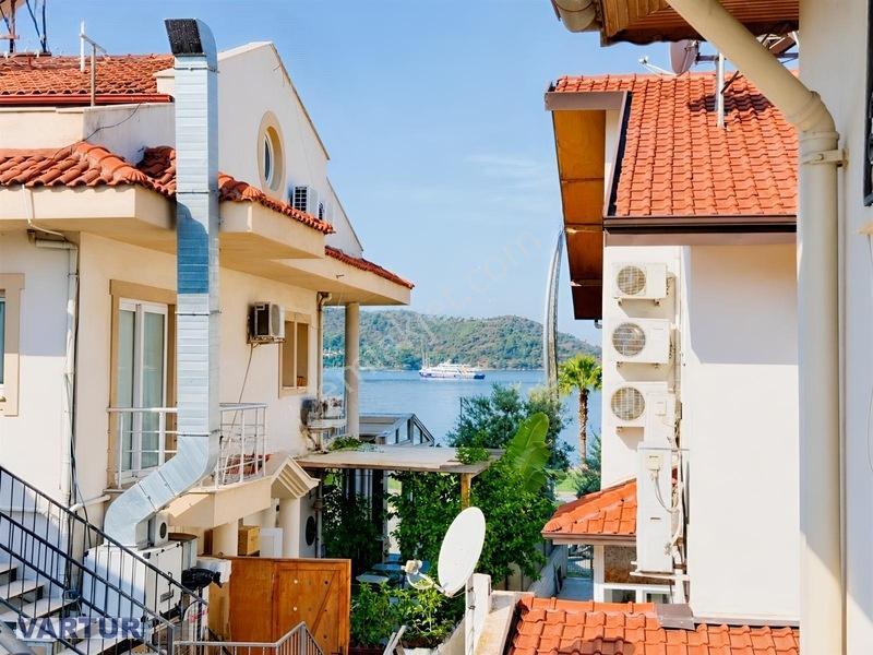 Sahilde Deniz Manzaralı 3+1 Satılık Dubleks Villa — fotoğraf 3