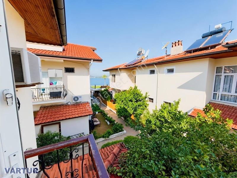 Sahilde Deniz Manzaralı 3+1 Satılık Dubleks Villa — fotoğraf 4
