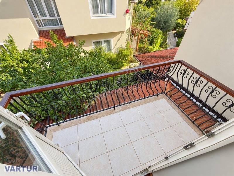 Sahilde Deniz Manzaralı 3+1 Satılık Dubleks Villa — fotoğraf 6