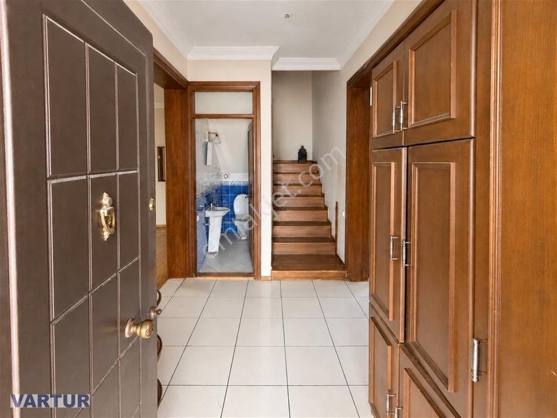 Sahilde Deniz Manzaralı 3+1 Satılık Dubleks Villa — fotoğraf 7