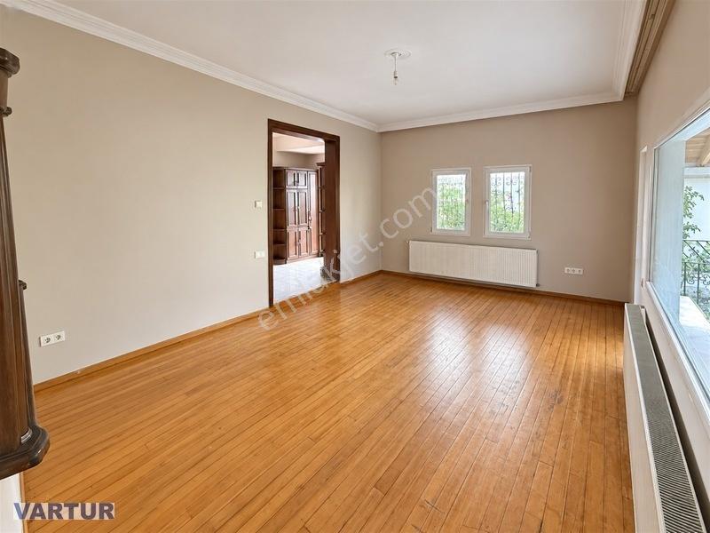 Sahilde Deniz Manzaralı 3+1 Satılık Dubleks Villa — fotoğraf 9