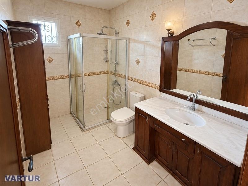 Sahilde Deniz Manzaralı 3+1 Satılık Dubleks Villa — fotoğraf 21