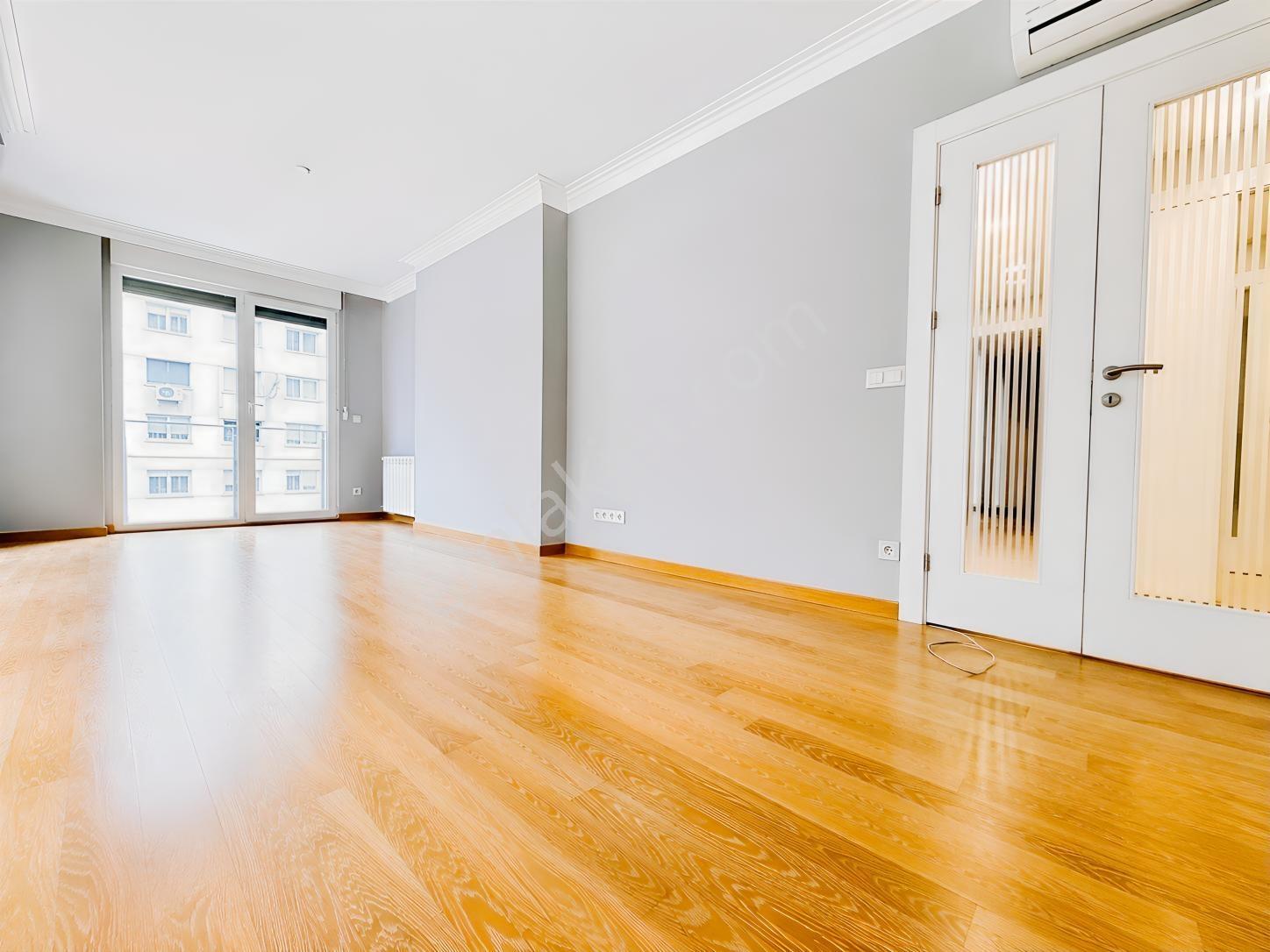 Erenköy'de Divanın Sokağında Prestijli Binada Kaçırılmaz Fırsat — fotoğraf 35