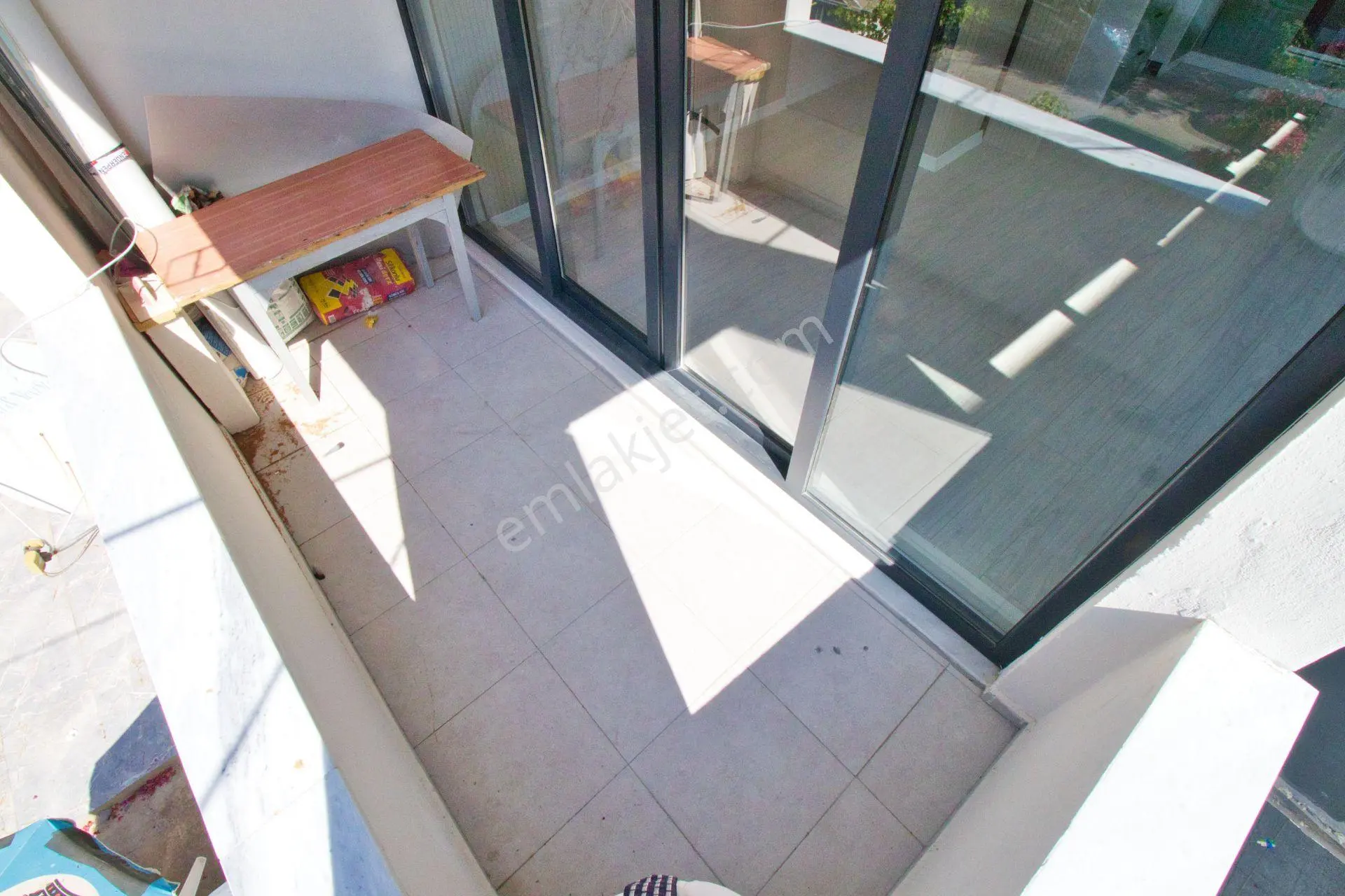 Aktif'ten Akçay Merkezde Satılık Ön Cephe Arakat Denize 300mt Full Yapılı 2+1 Daire — fotoğraf 9