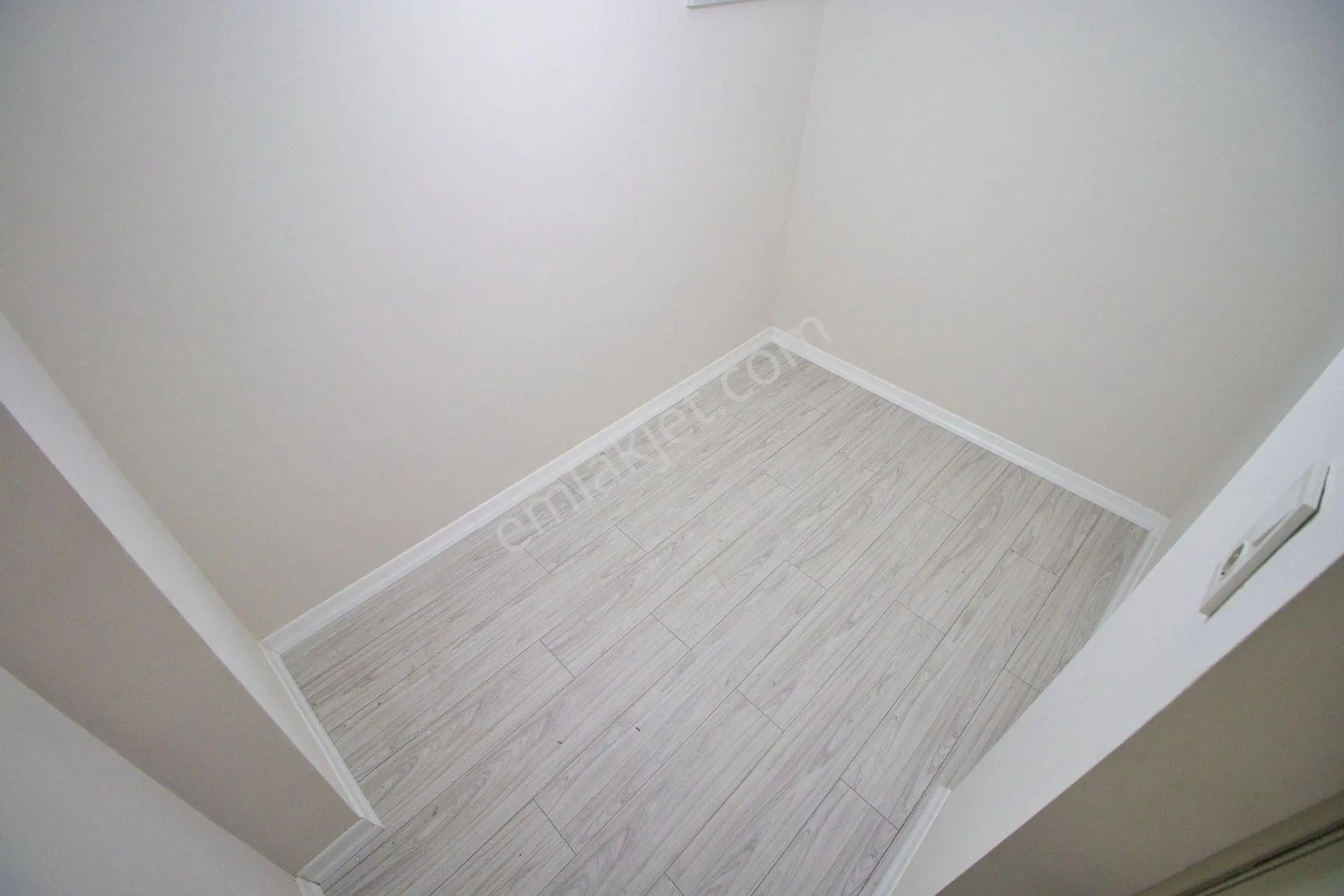 Aktif'ten Akçay Merkezde Satılık Ön Cephe Arakat Denize 300mt Full Yapılı 2+1 Daire — fotoğraf 15