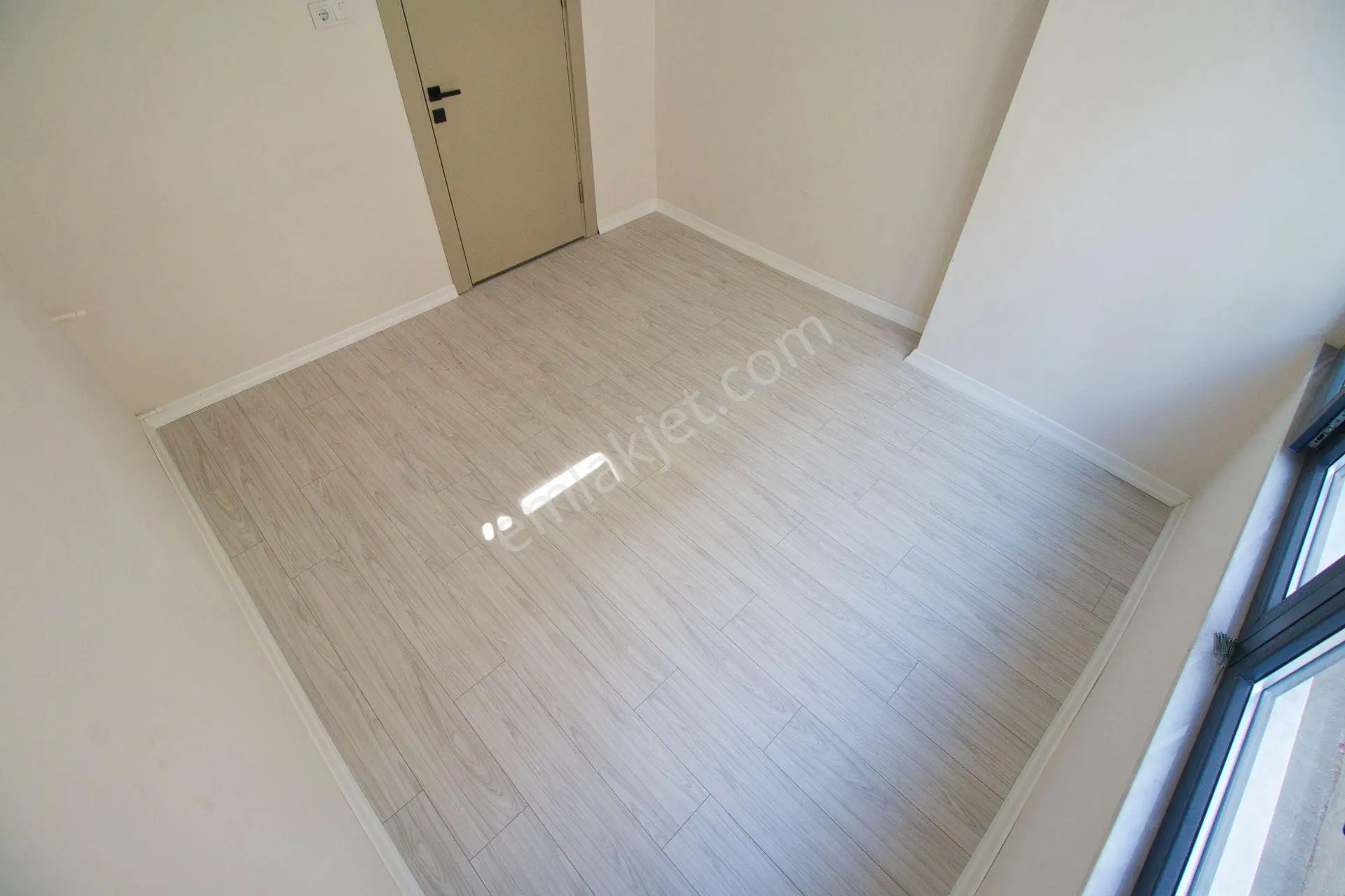 Aktif'ten Akçay Merkezde Satılık Ön Cephe Arakat Denize 300mt Full Yapılı 2+1 Daire — fotoğraf 33