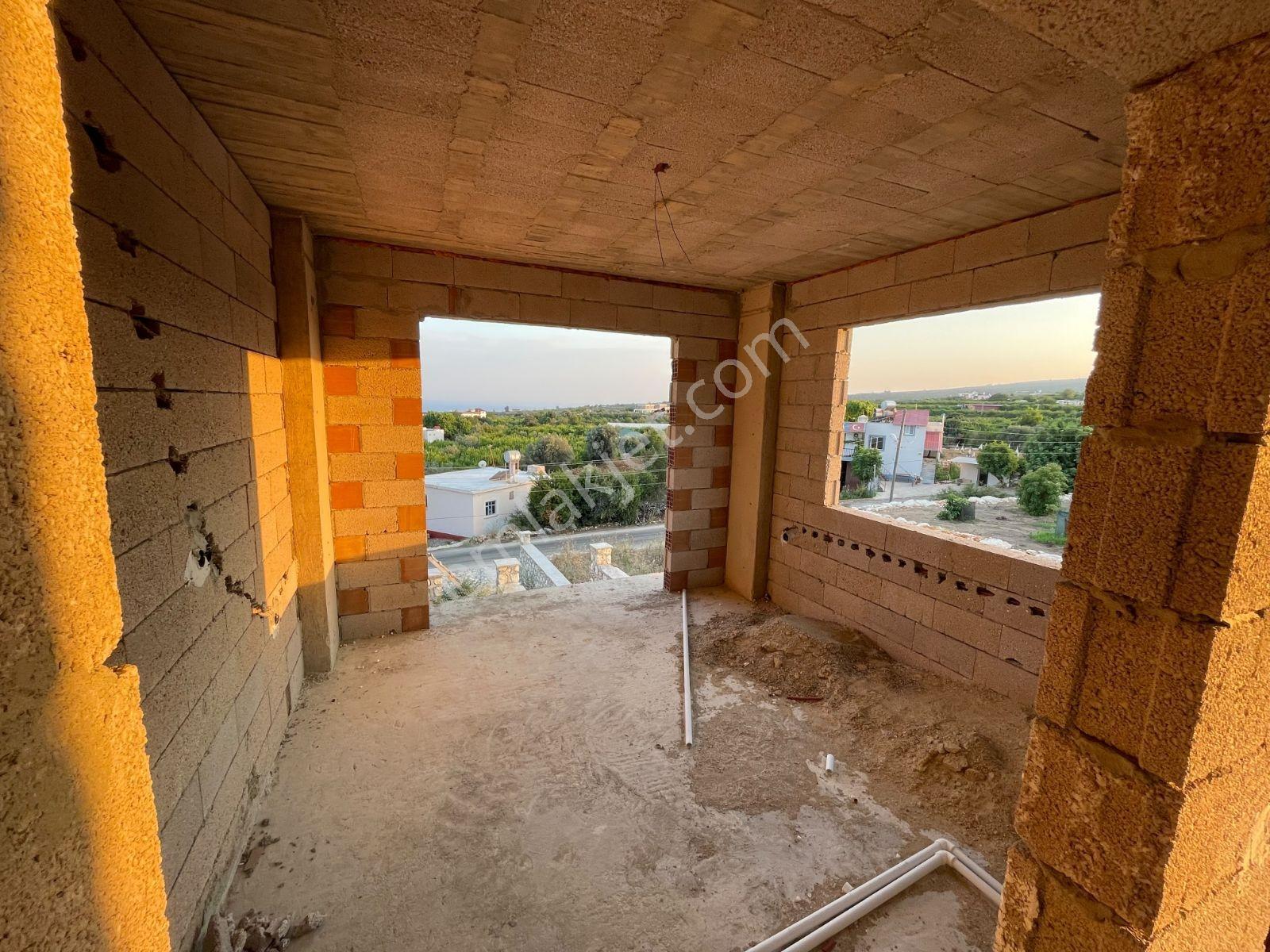 Uğur Emlak'tan Batısandal'da Satılık 3 Katlı Büyük Arsalı Villa — fotoğraf 11