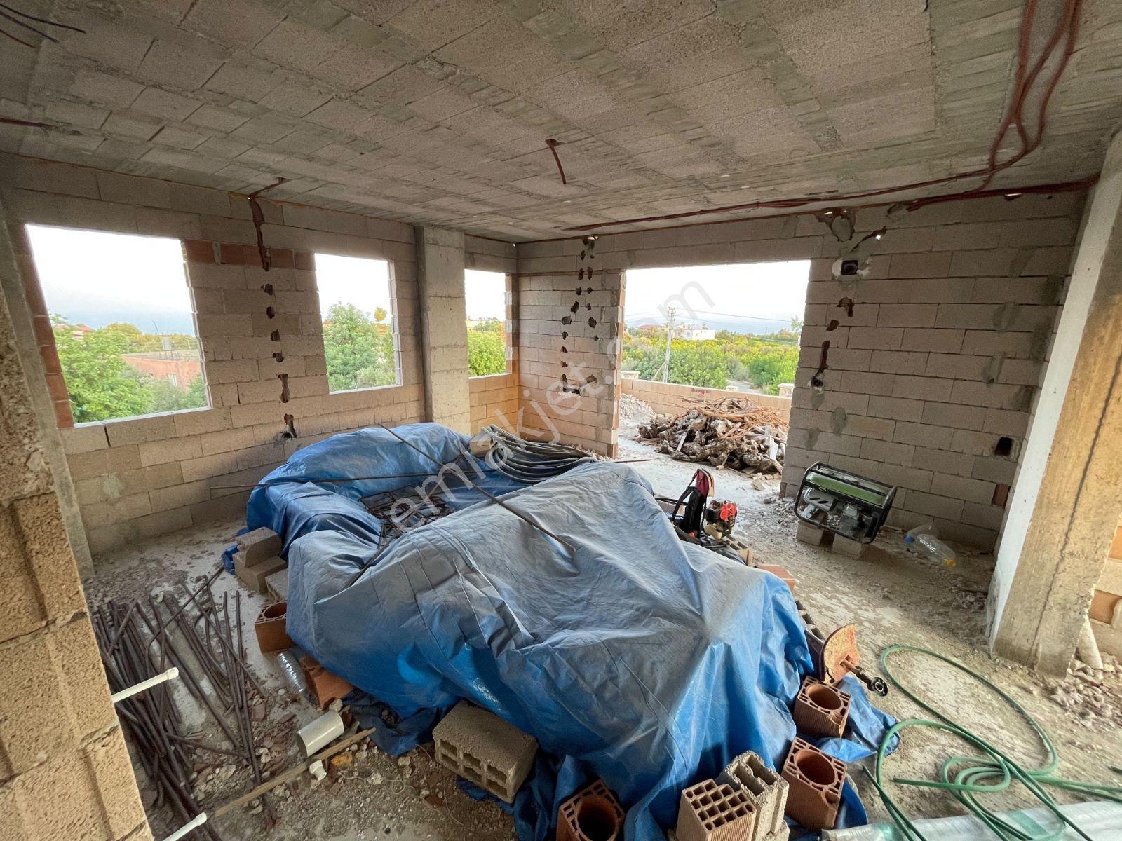 Uğur Emlak'tan Batısandal'da Satılık 3 Katlı Büyük Arsalı Villa — fotoğraf 19